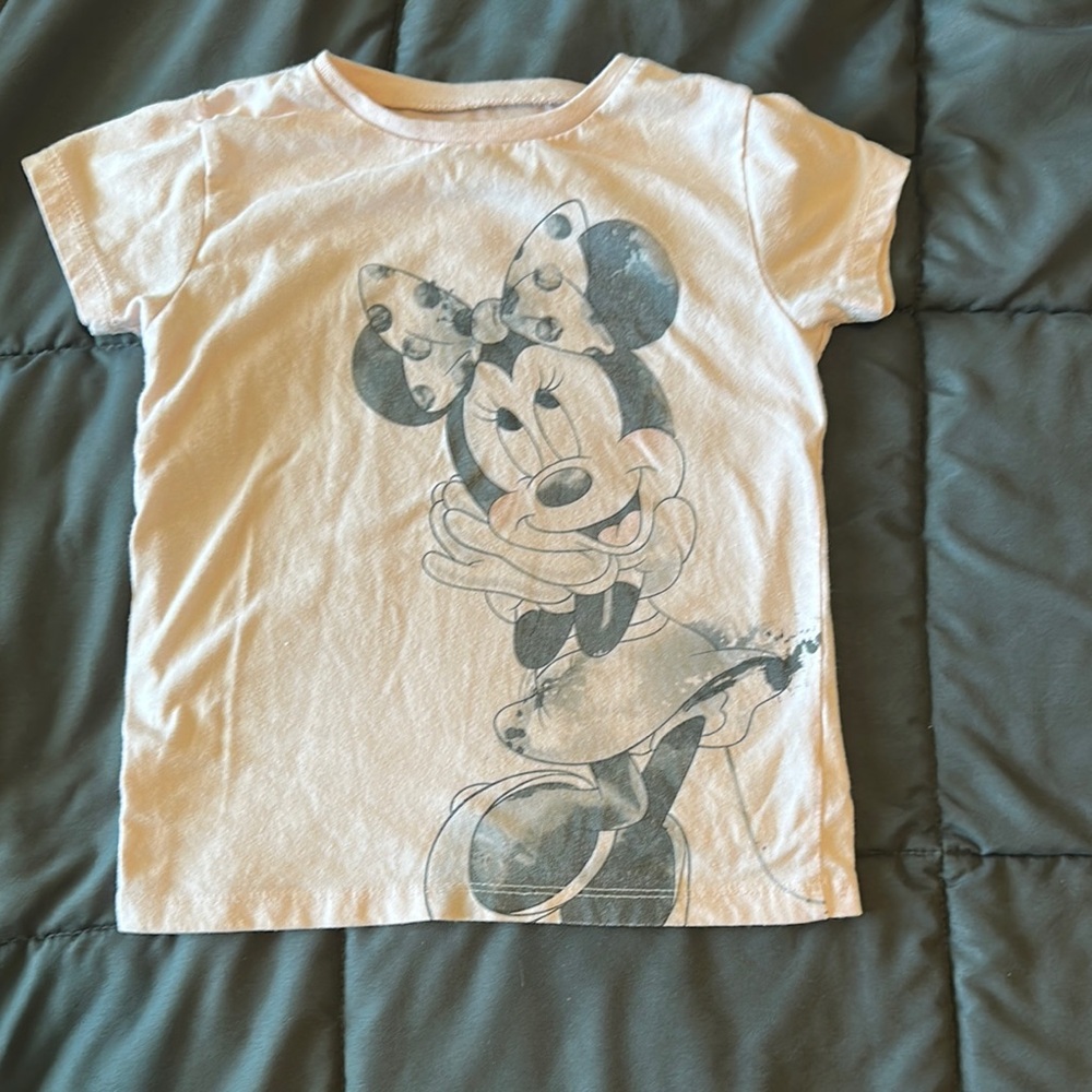 Kid’s‎ Size 5T Disney Minnie Mouse Short Sleeve Tee